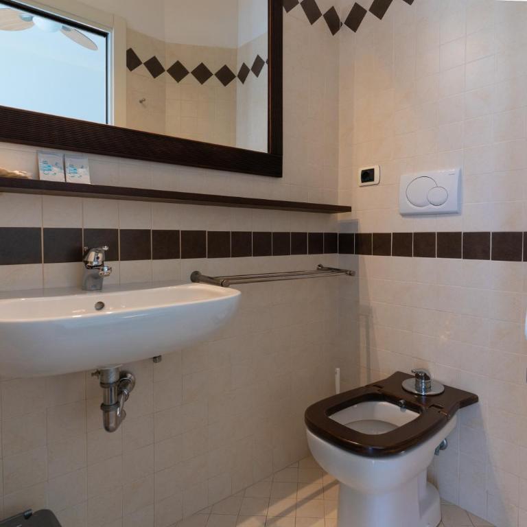 Hotel Greta B&B - Doppel- oder Zweibettzimmer - 1