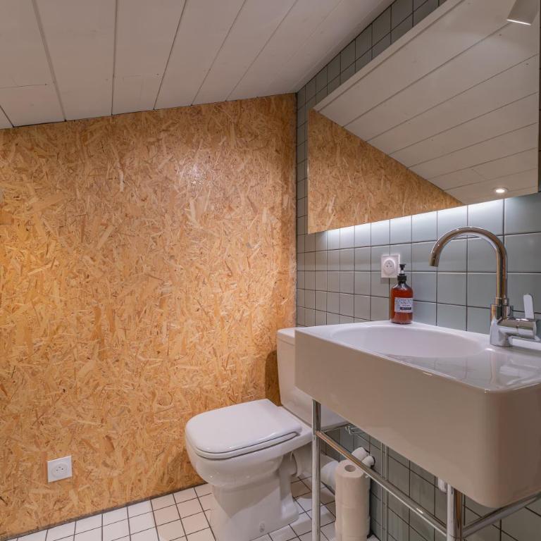 Wood house - Maison bois atypique à Andernos - Three-Bedroom House - 16