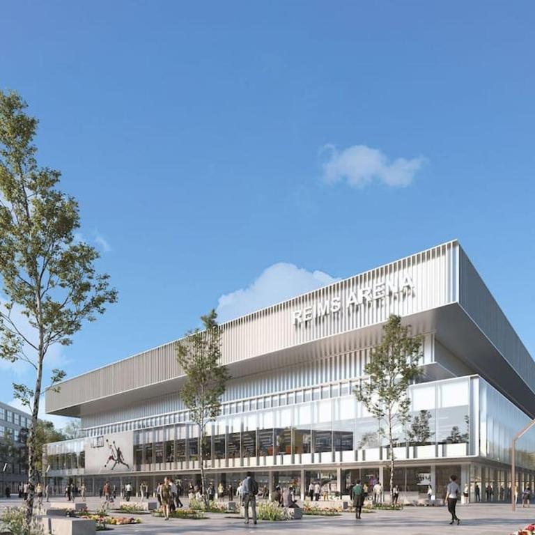Maison 200m2- 9 chambres avec sdb - 16-18 personnes - séminaire-Proche Centre-Ville-Gare et Arena-terrasse - Maison de Vacances - 32