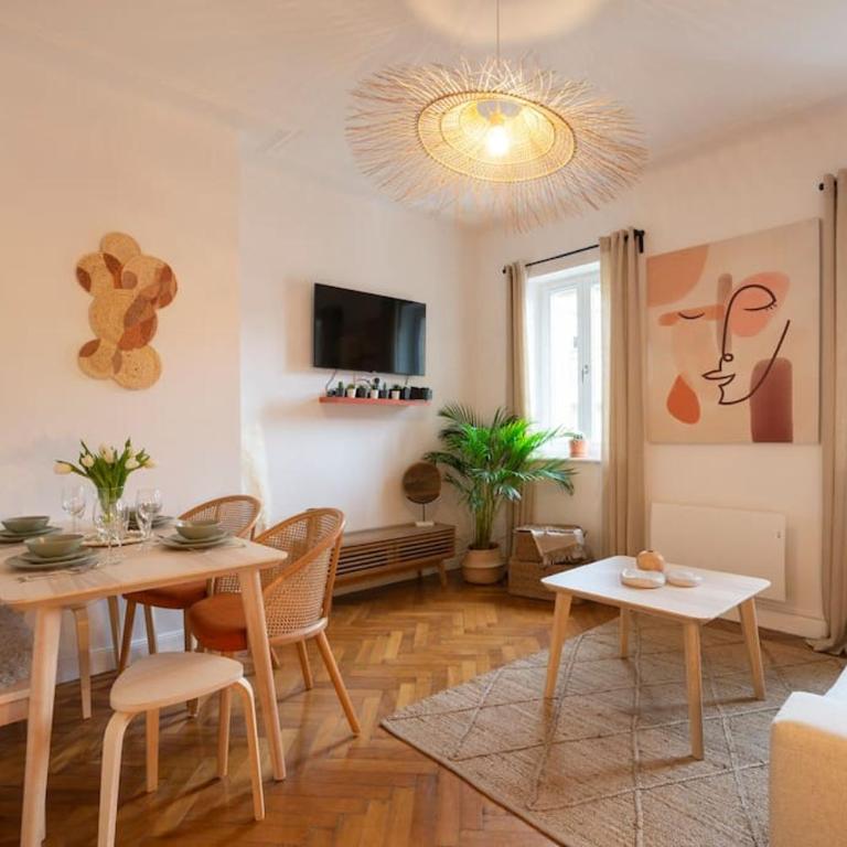 Bohemian Bakoua & Chesterfield Cottage, hyper-centre - Appartement 2 Chambres - 2