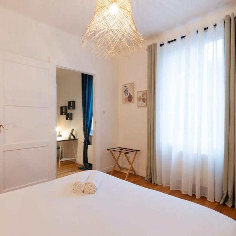 Bohemian Bakoua & Chesterfield Cottage, hyper-centre - Appartement 2 Chambres - 7