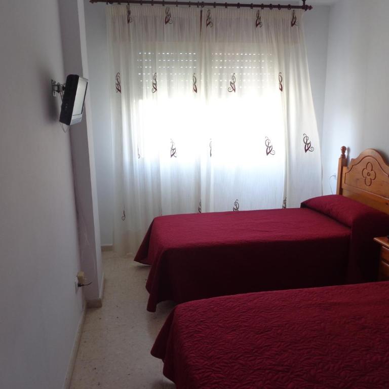 Hostal Mediterraneo - Habitación Doble - 1 o 2 camas - 8