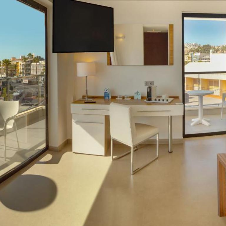 Hotel RH Portocristo & Wellness - Habitación Doble con terraza y vistas al mar - 2