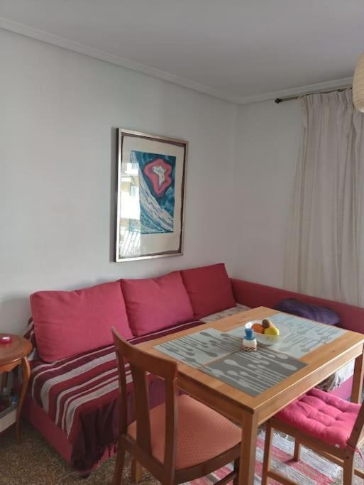 Nice Spacious Flat in the Center - Three-Bedroom Apartment - 9