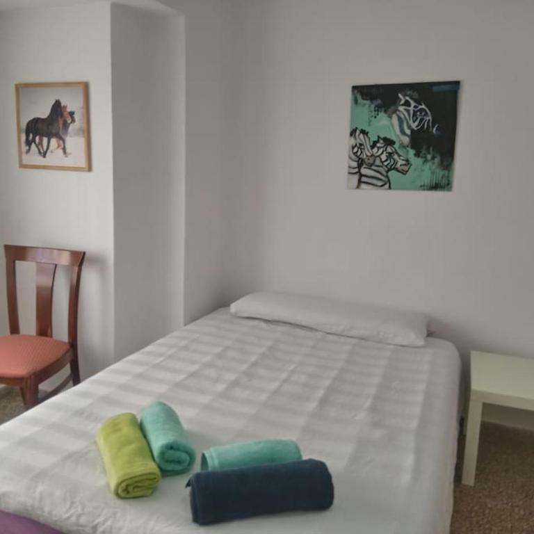 Nice Spacious Flat in the Center - Three-Bedroom Apartment - 3