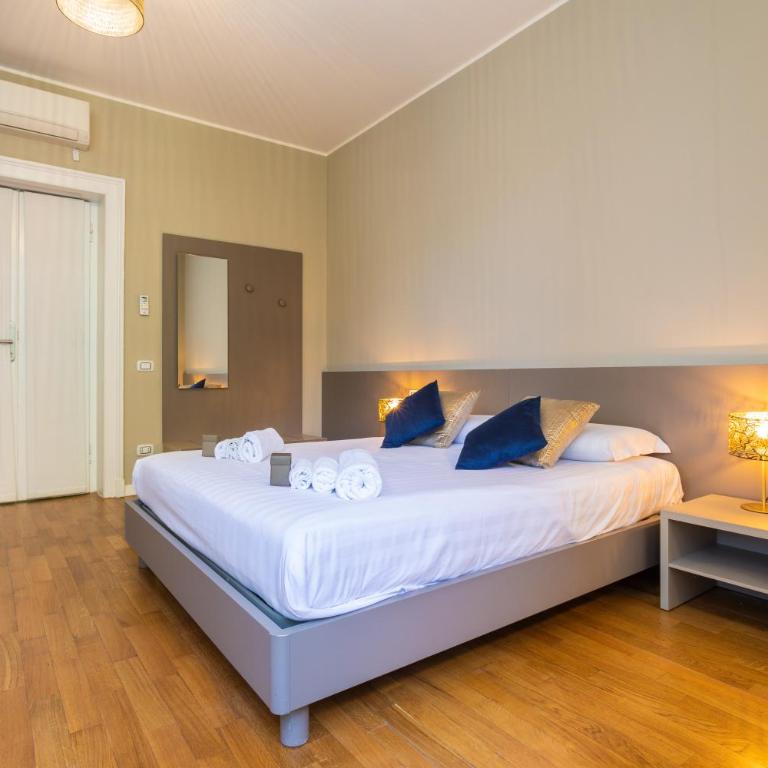 Martini Suite - Quadruple Room with Balcony - 7