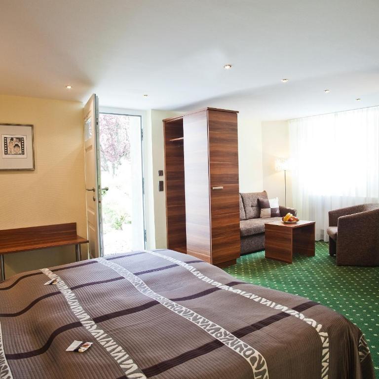 Hotel Schöngarten garni - Superior Doppelzimmer - 2