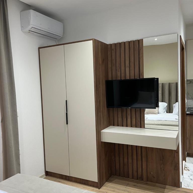 Apartments Duran - Trokrevetna Soba sa Terasom - 5