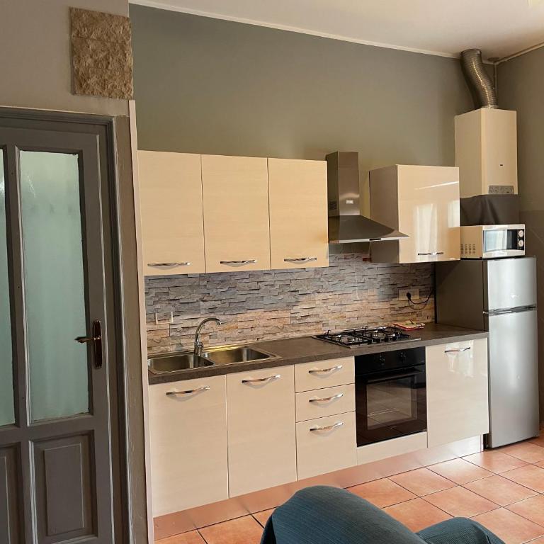 Grazioso Trilocale Centro/Stazione - Appartamento con Balcone - 2