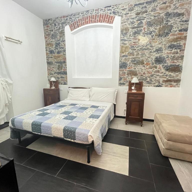 Trainspot Accommodation - Camera Matrimoniale con Bagno Privato - 7