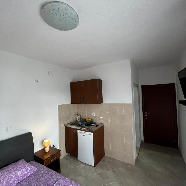 Apartmani Sunce - Studio sa Balkonom - 1