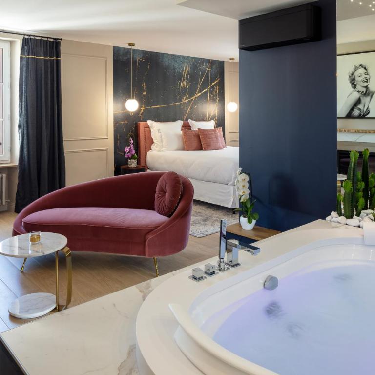 La Bastide de Damien, 5 clefs Demeure d'Exception et Table Remarquable dans le guide Teritoria, JACUZZI Privatif, Cuisine étoilée Dominique Frérard - Suite avec Jacuzzi - 4