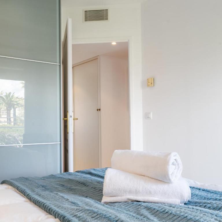 3-Room Luxury Apartment with Pool and Sea View Steps from the Beach - Appartamento - 58