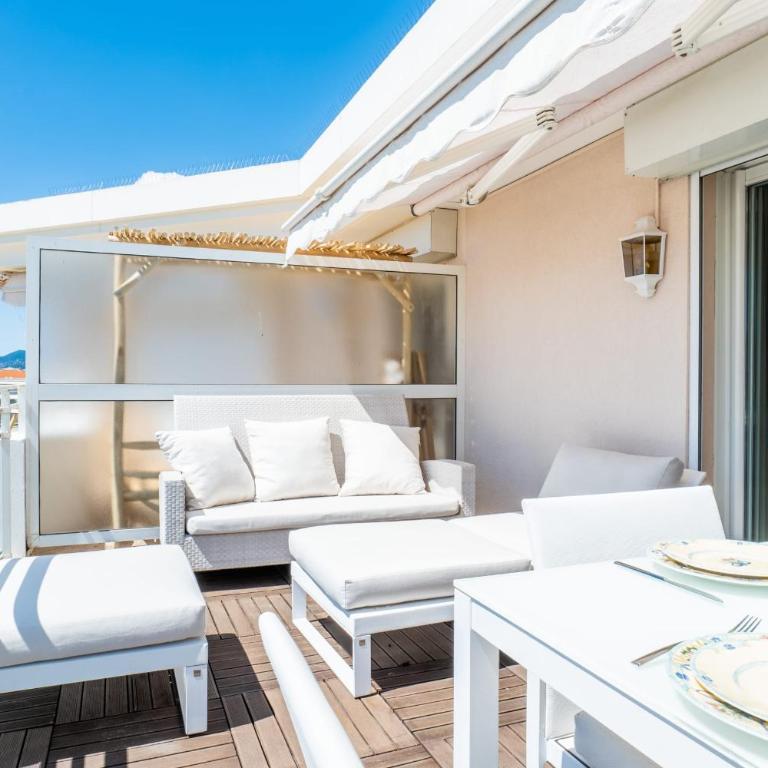 3-Room Luxury Apartment with Pool and Sea View Steps from the Beach - Appartamento - 42