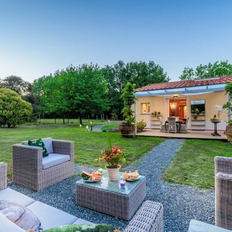 Villa Bassotta, a Charming Cottage - Villa - 8