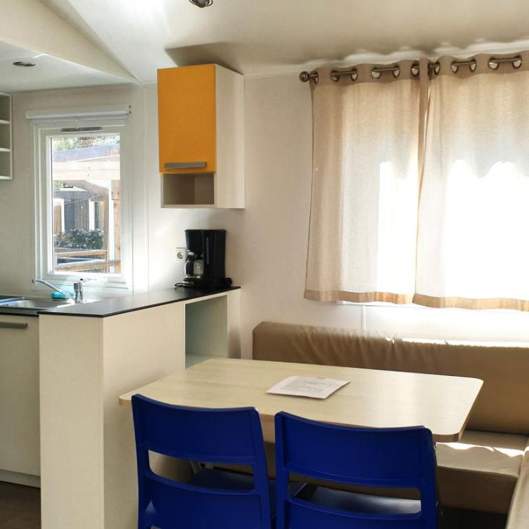 MOBIL HOME n 1 TOUT CONFORT ST CYPRIEN 66 - Casa Móvil - 4