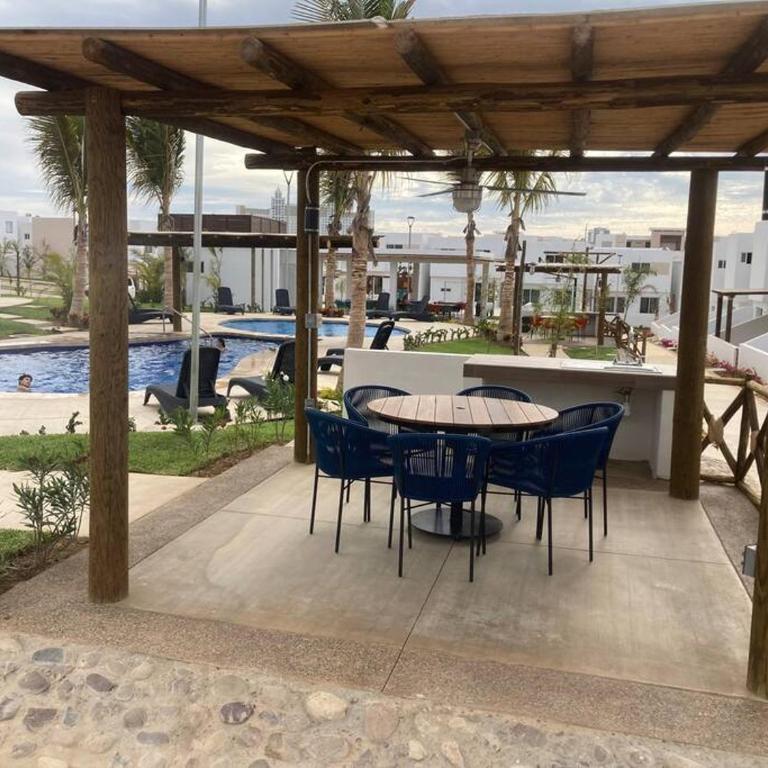 Sexy Casa 12 Alberca Templada Playa - Three-Bedroom House - 2