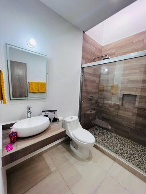Sexy Casa 12 Alberca Templada Playa - Three-Bedroom House - 8