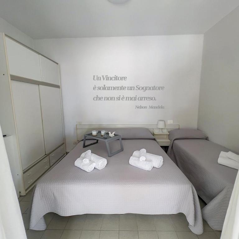 Residenza Clelia Riccione - Superior Apartment - 10