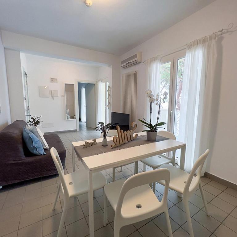 Residenza Clelia Riccione - Superior Apartment - 9