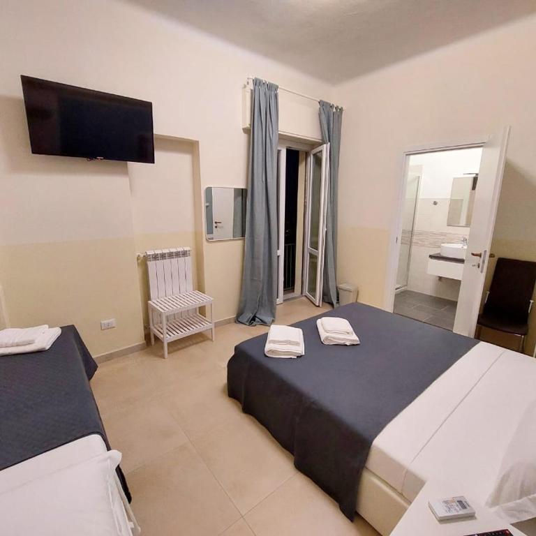 Bonaini Relax B&B - Camera Tripla con Bagno Privato - 11