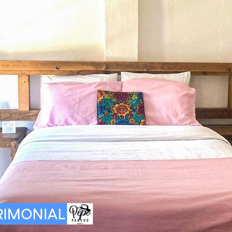 Hotel Pepe Pancho - Double Room with Private Bathroom - 1