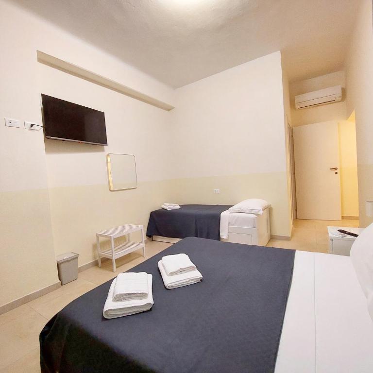 Bonaini Relax B&B - Camera Tripla con Bagno Privato - 5