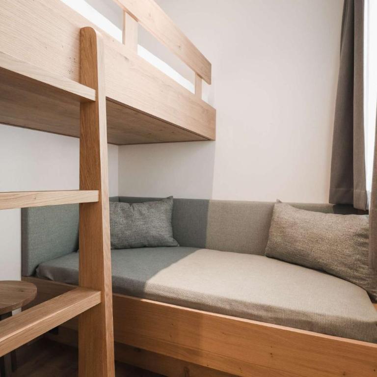 Guesthouse Karnatsch - Appartamento con Balcone - 3