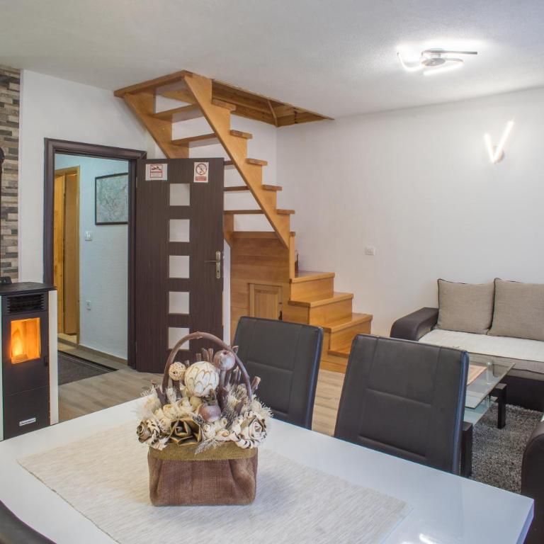 Vacation Home Danilo - Two-Bedroom House - 4