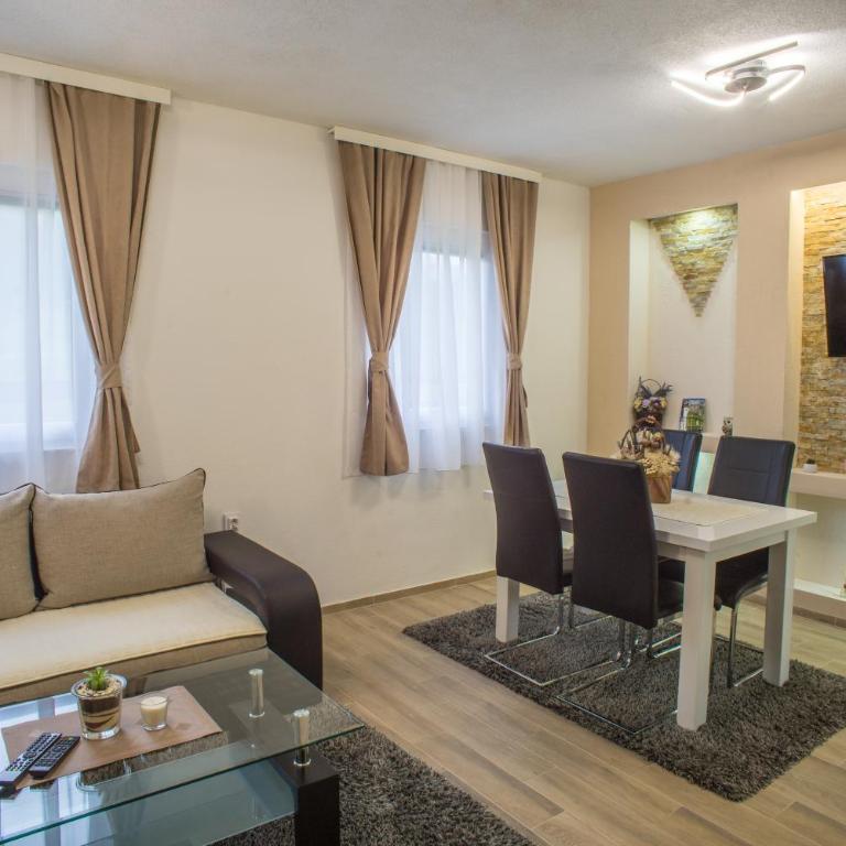 Vacation Home Danilo - Two-Bedroom House - 6