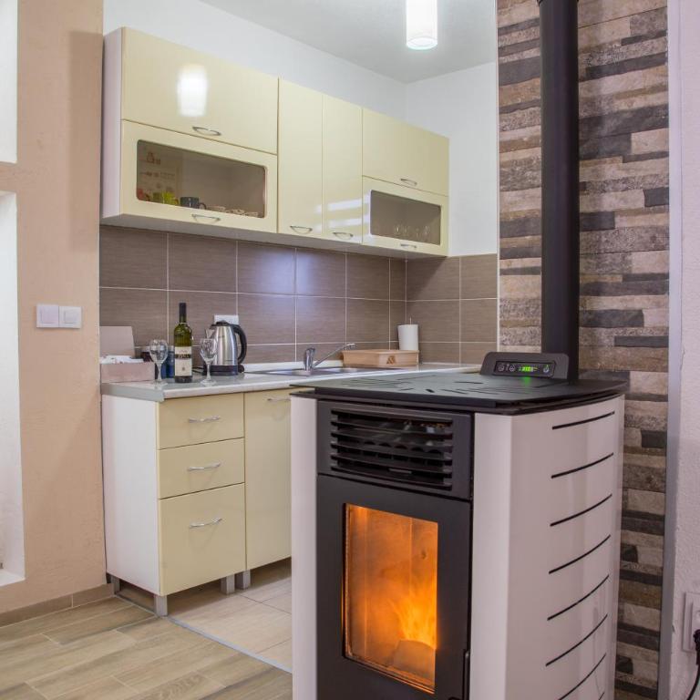 Vacation Home Danilo - Two-Bedroom House - 8