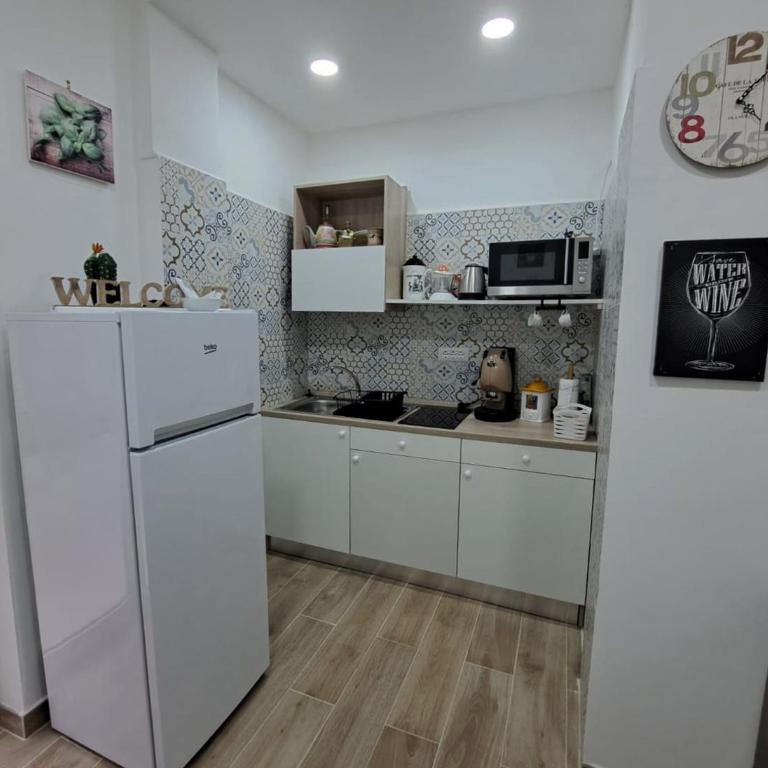 Domus de loco sano - Double Room with Balcony - 8