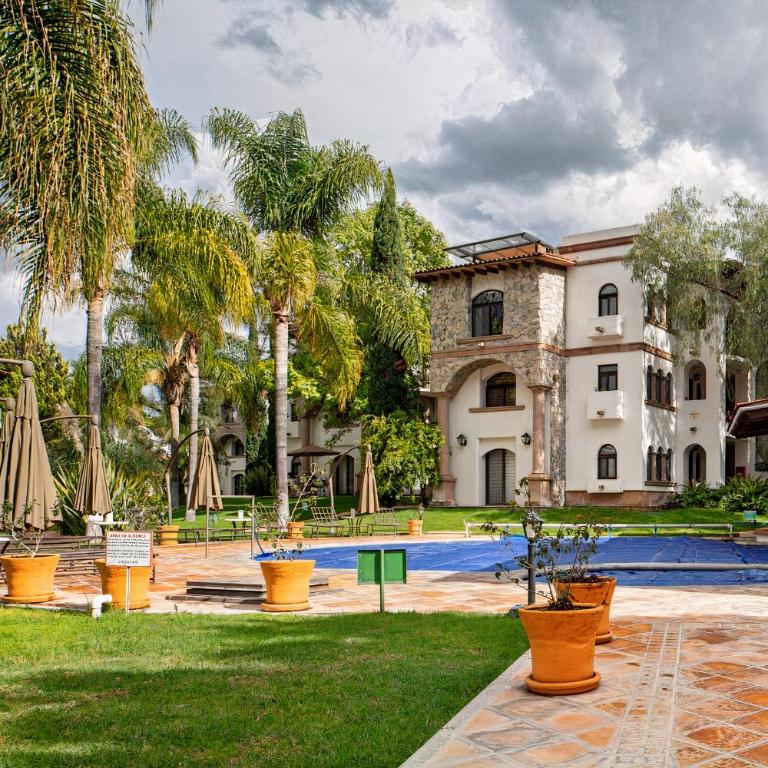 Gated Community Home, Parking, Pool, Tennis court - Apartamento - 12