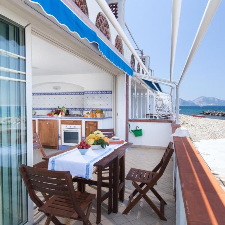 Casa Vacanza Verde Smeraldo- (San Montano) - Appartamento con 2 Camere da Letto - 20