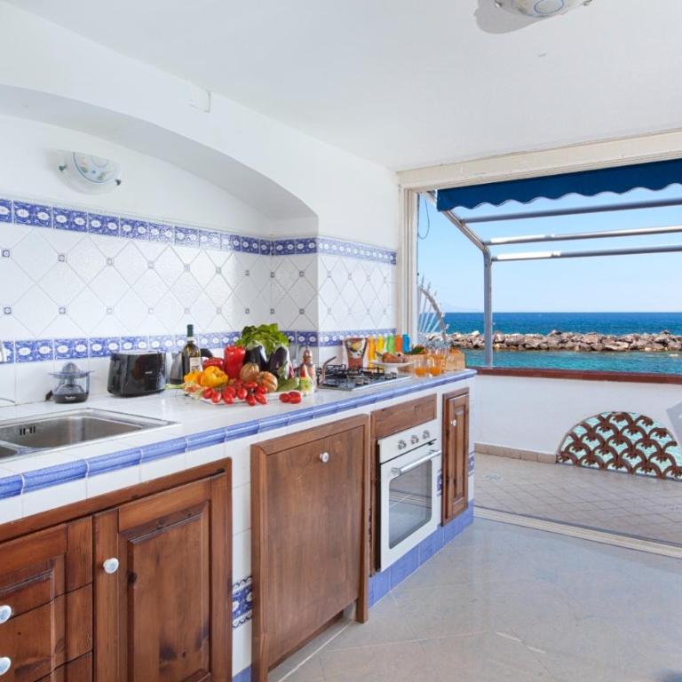Casa Vacanza Verde Smeraldo- (San Montano) - Appartamento con 2 Camere da Letto - 17