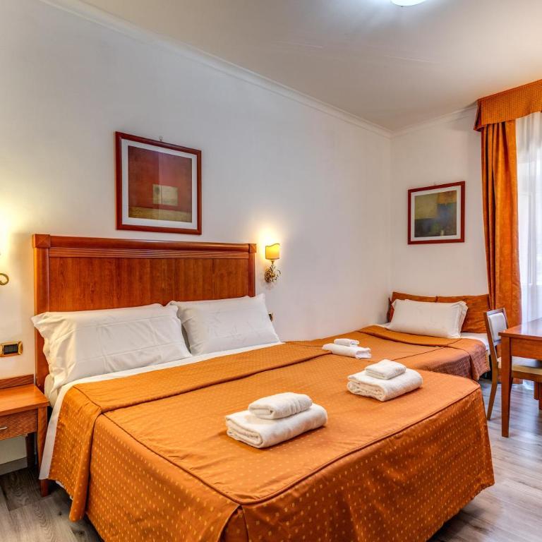 Baltik Guesthouse - Camera Tripla Basic - 10