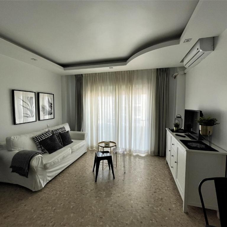 VER620 - Terraza con vistas al mar, Reformado, Wifi, Fire Stick Amazon, Centro a 5 min, Playa a 15 min, - Apartamento - 1