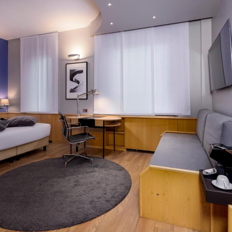 Best Western Plus Executive Hotel and Suites - Deluxe Queen Room with Single Bed - 1