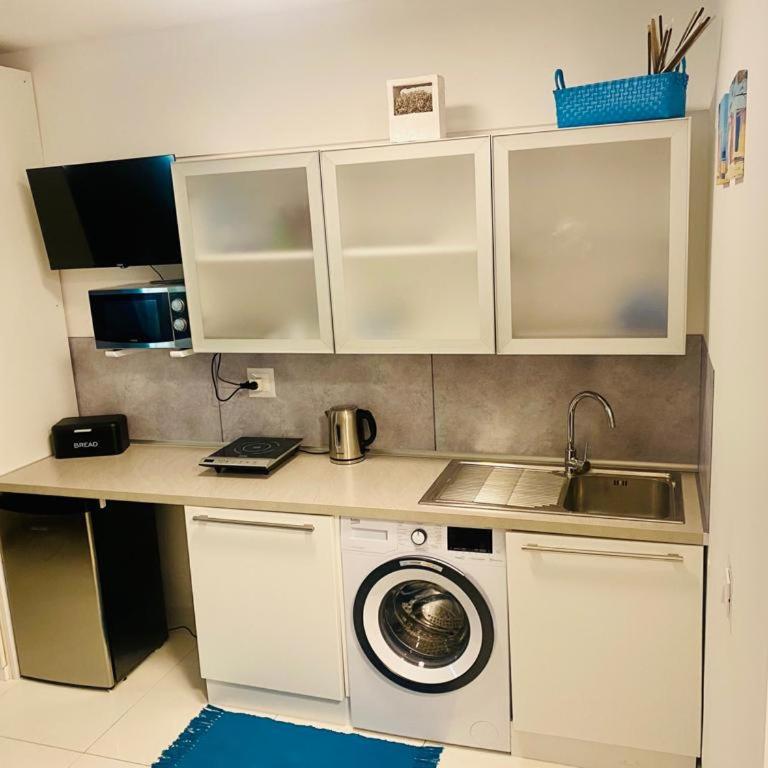 SOLARE - One-Bedroom Apartment - 6