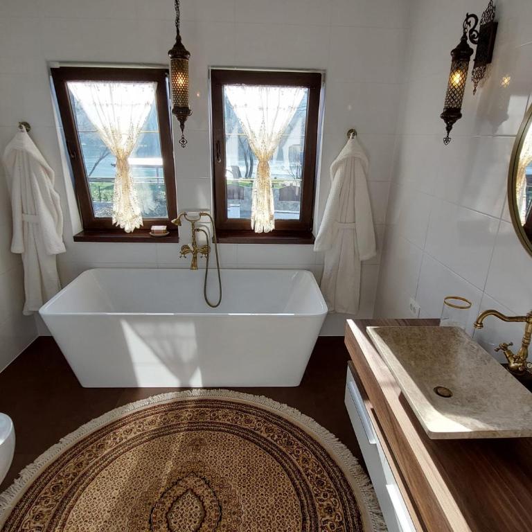 Bosanska kuća Emina - Three-Bedroom Villa - 23