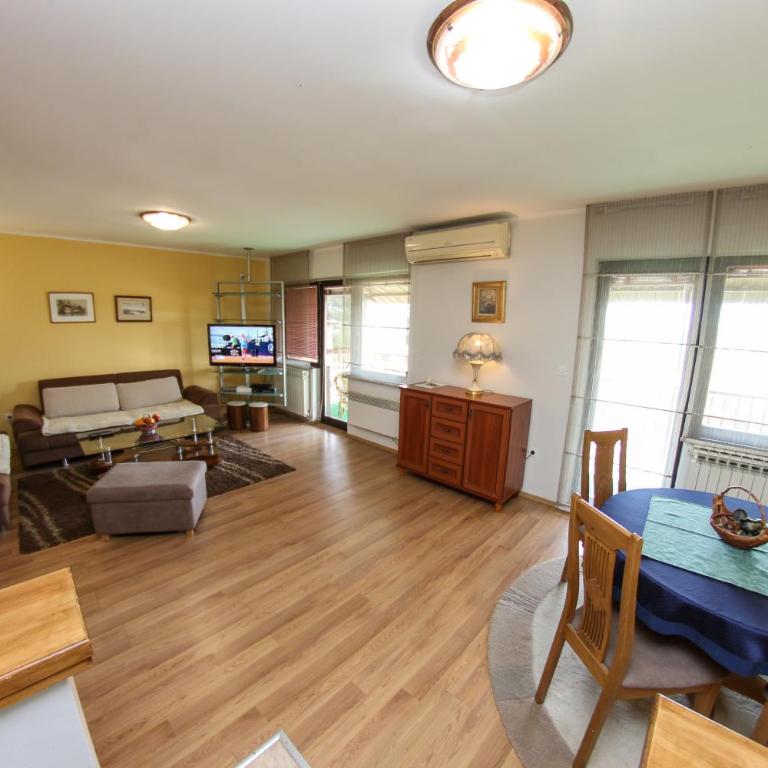 Apartments Cyrano 1&2 - Two-Bedroom Apartment - 13