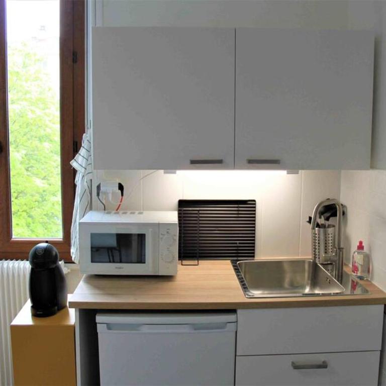 Très beau studio centre ville, au calme - Apartment mit 1 Schlafzimmer - 4