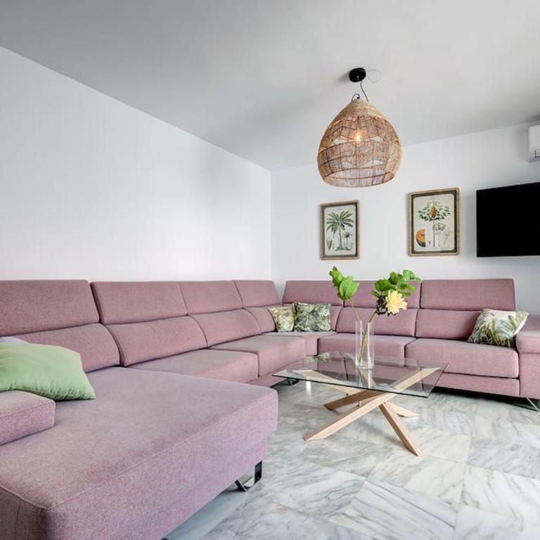 4 Bedroom Townhouse 200 meters from the Beach! - Apartment - 23