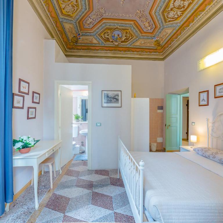 B&B Bernini - Camera Matrimoniale con Bagno Privato - 11