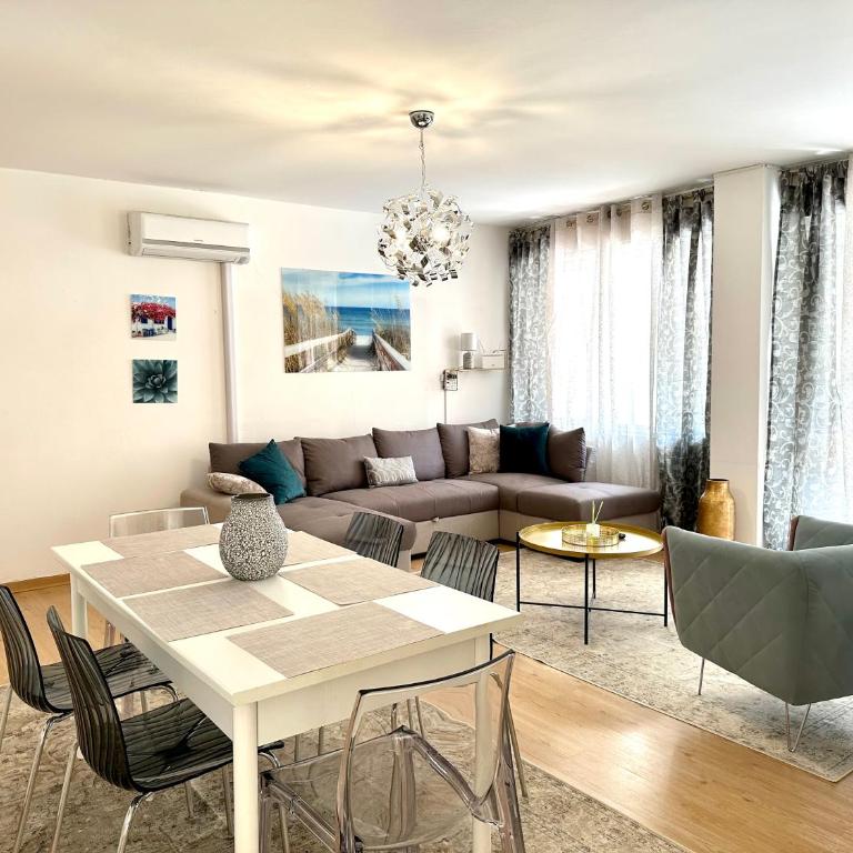 Apartament Sabbiadoro Center - Two-Bedroom Apartment - 11
