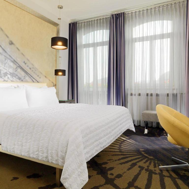 Le Méridien Grand Hotel Nürnberg - Habitación Deluxe con cama extragrande - 3