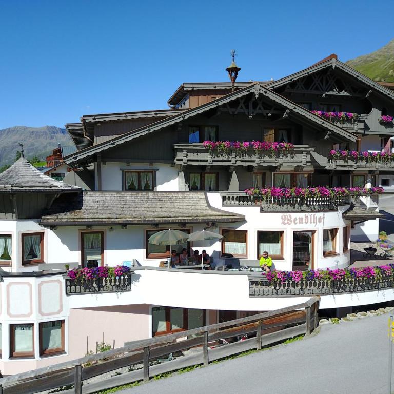 Pension Wendlhof - Doppelzimmer mit Bergblick - 6