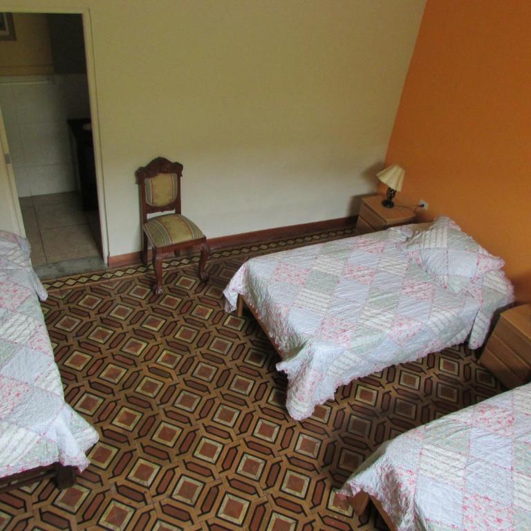 Residencial Miraflores B&B - Triple Room with Private Bathroom - 1