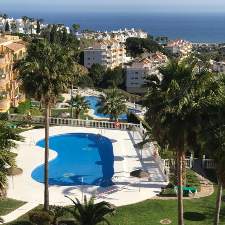 Room in shared Apartment in suite bathroom WiFi 2 swimming Pools Panoramic views Mijas Marbella - Apartment mit 2 Schlafzimmern - 27