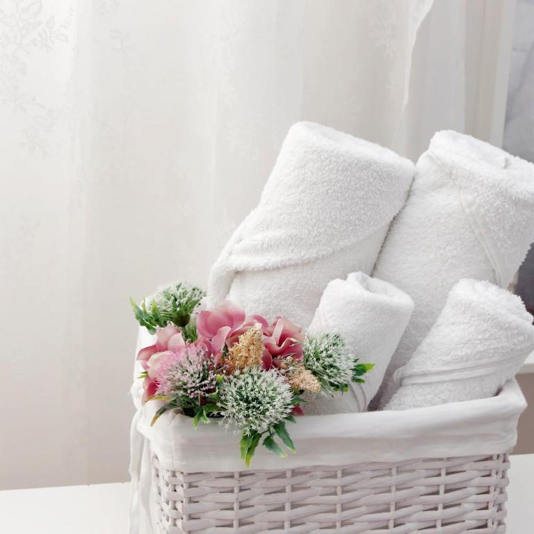 B&B Giuly - Camera Matrimoniale con Bagno Privato - 10